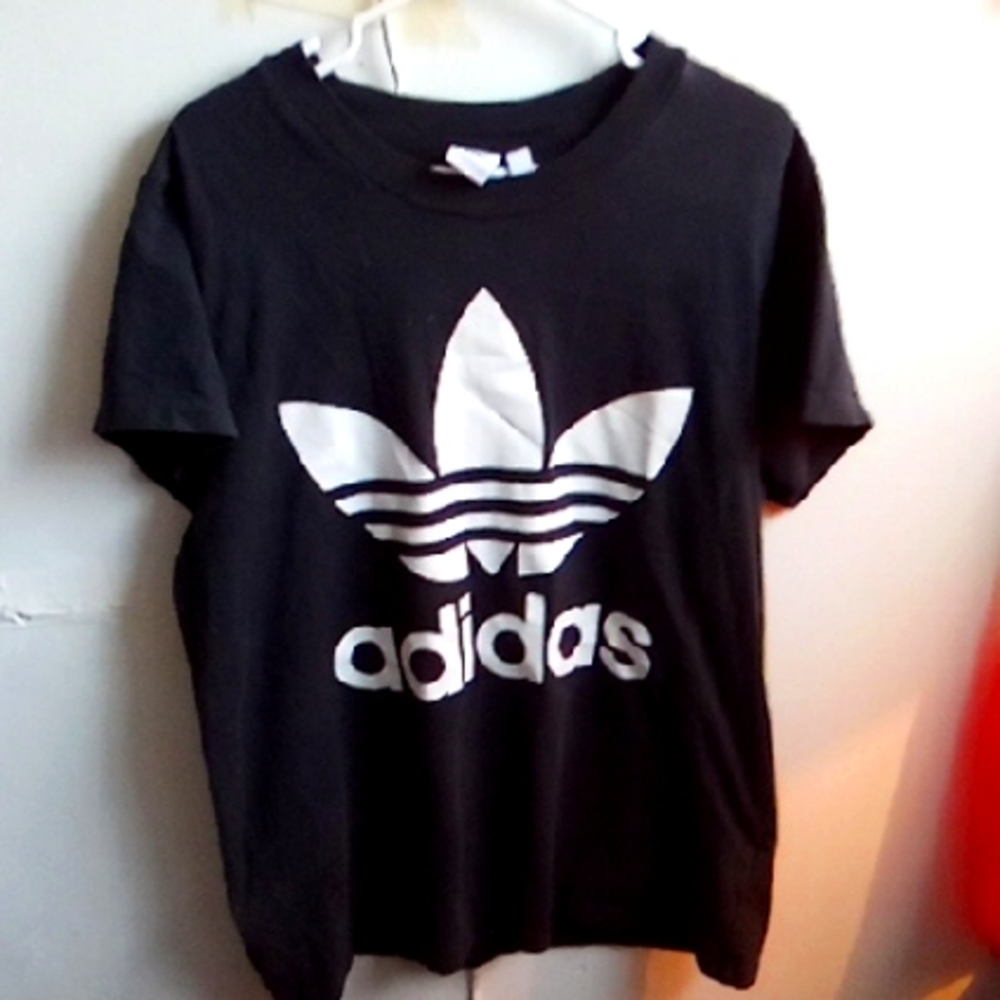 Adidas Black Tee with White Trefoil Logo Size XL Vintage Style